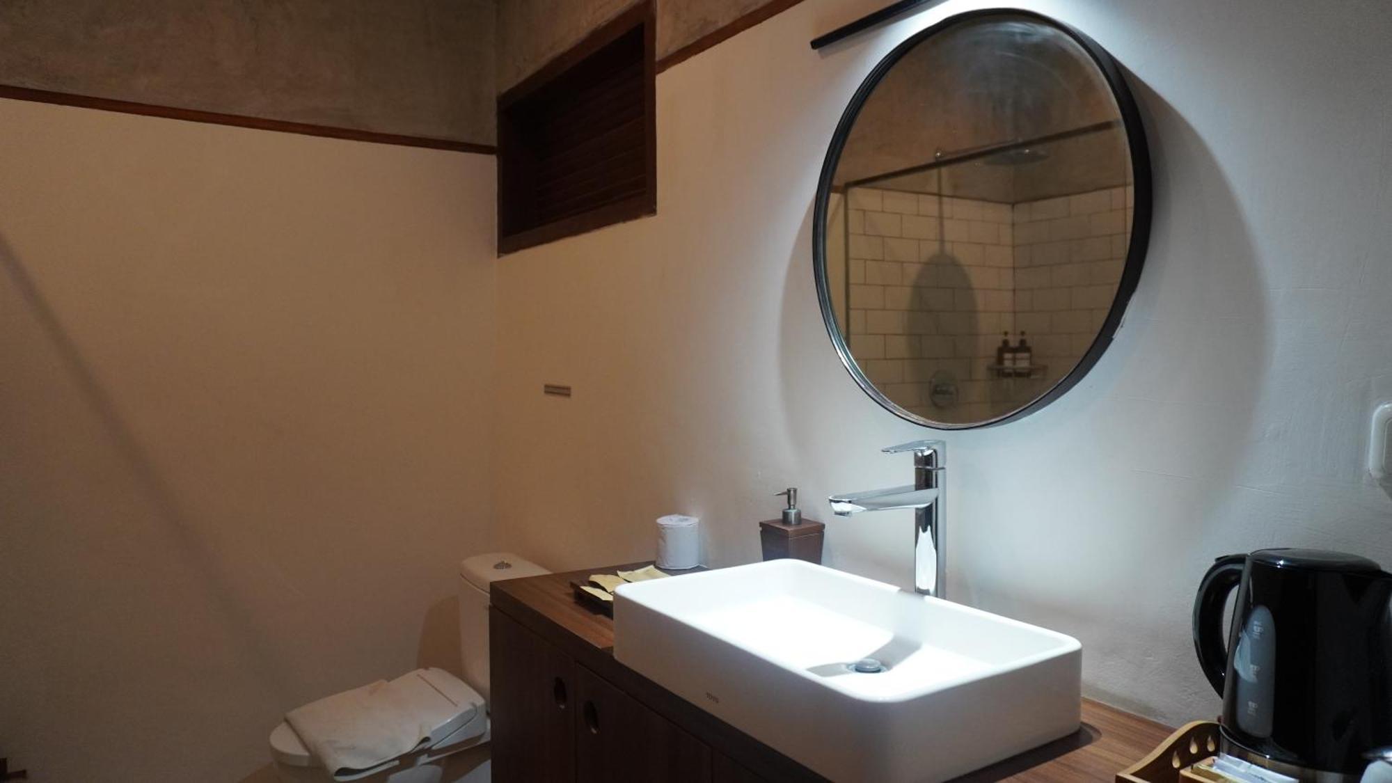 Ratan Uluwatu Hotel And Villas Экстерьер фото