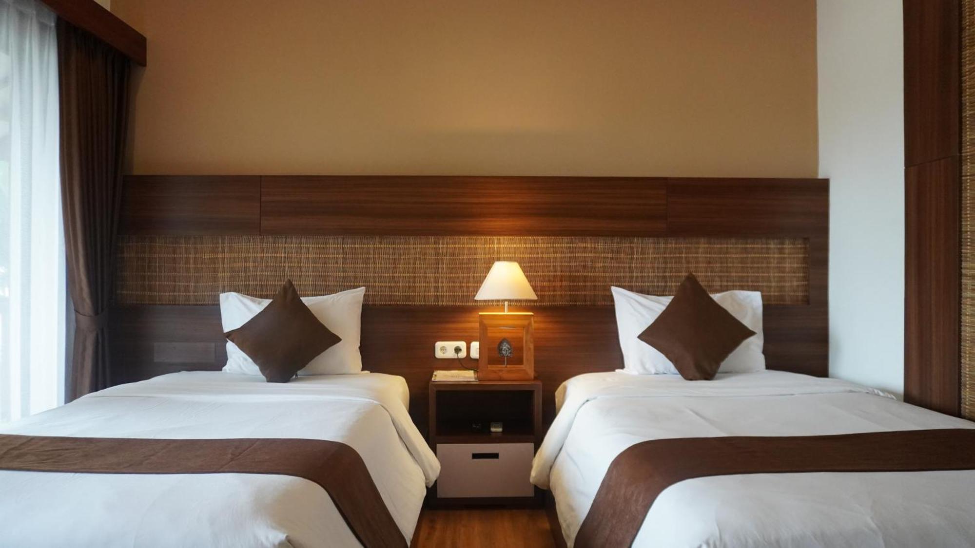 Ratan Uluwatu Hotel And Villas Экстерьер фото