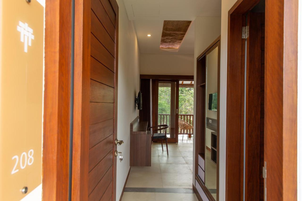 Ratan Uluwatu Hotel And Villas Экстерьер фото